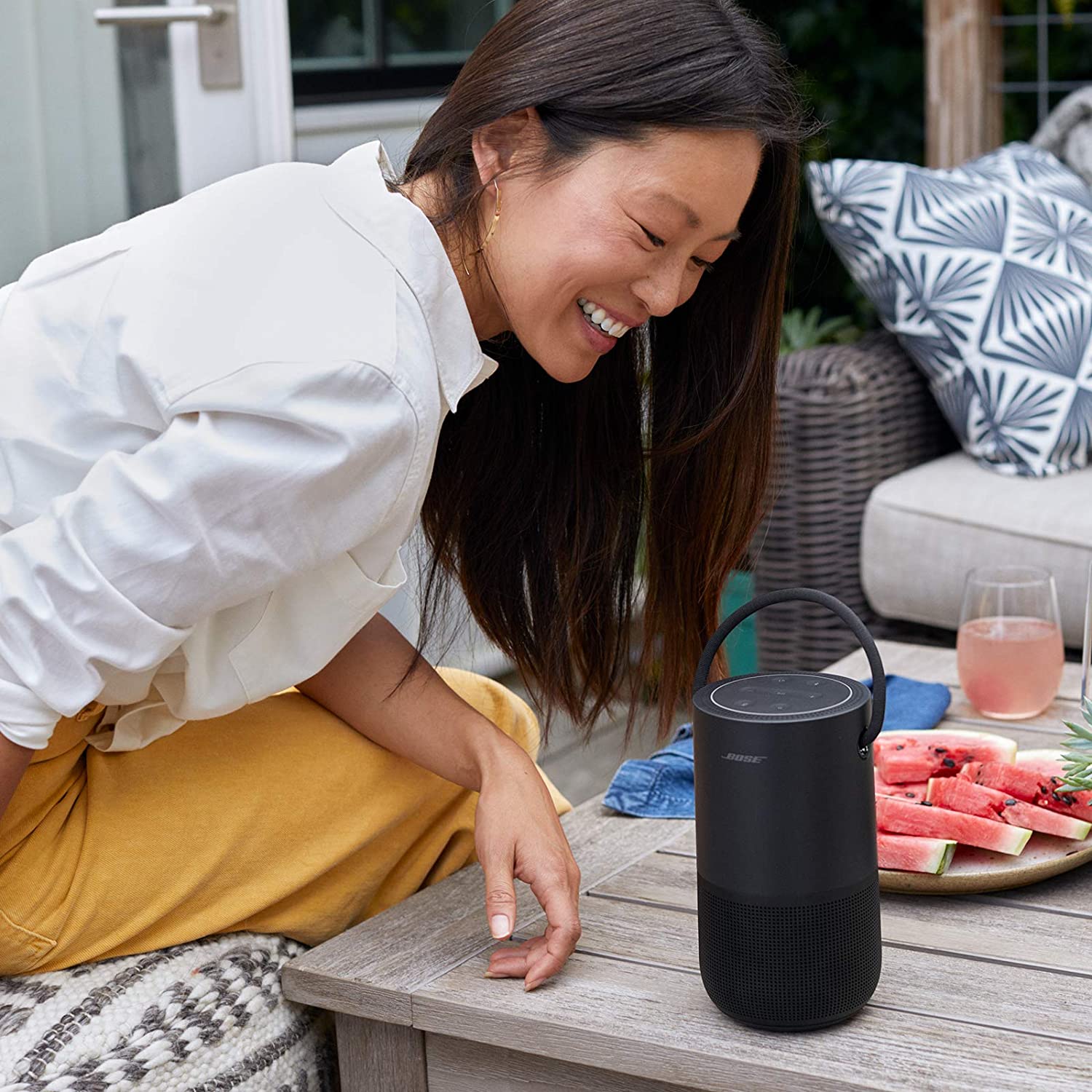 Bose Portable Smart Speaker - Altavoz portátil con control de voz Alexa