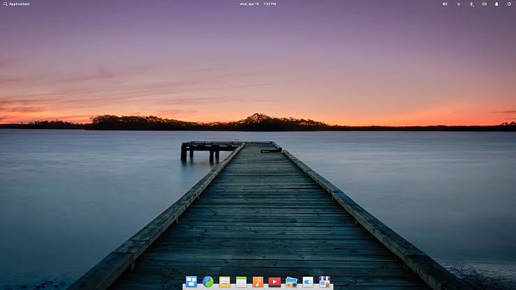 Elementary OS Desktop