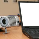 Cómo conectar un proyector a un ordenador portátil con hdmi