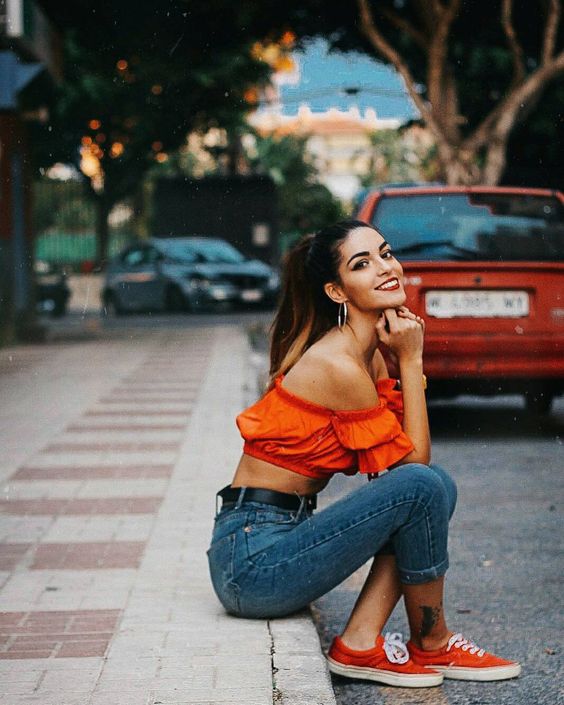 Mejores poses de fotografías para mujeres, hombres, parejas y niños 199 retrato fotográfico poses femeninas