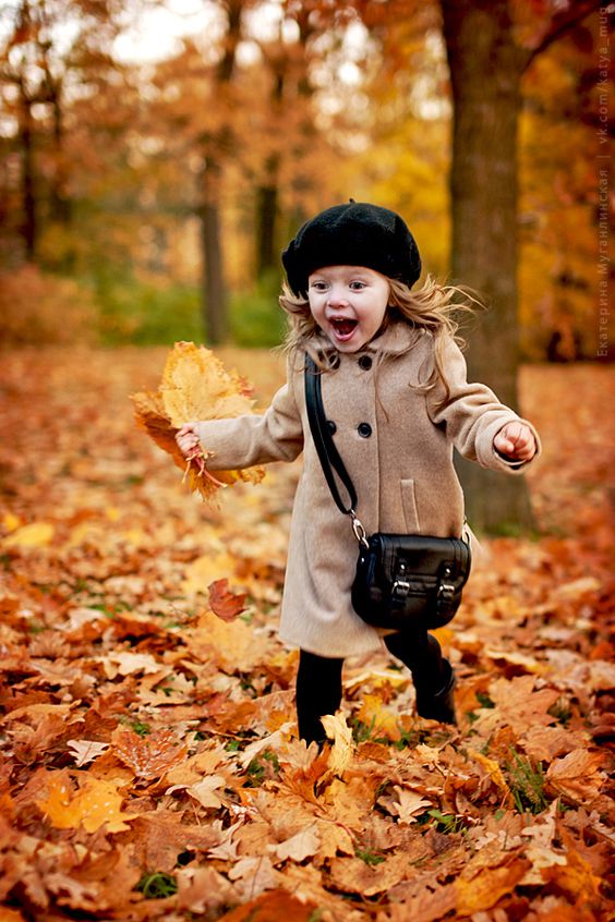Mejores poses de fotografías para mujeres, hombres, parejas y niños 228 poses de fotografía de retrato para niños