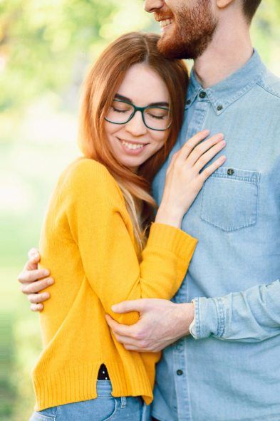 Mejores poses de fotografías para mujeres, hombres, parejas y niños 264 poses de fotografía de retrato para parejas