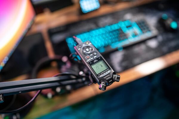 6 mejores grabadoras de voz 25 OM SYSTEM Grabadora de Audio de Alta resolución