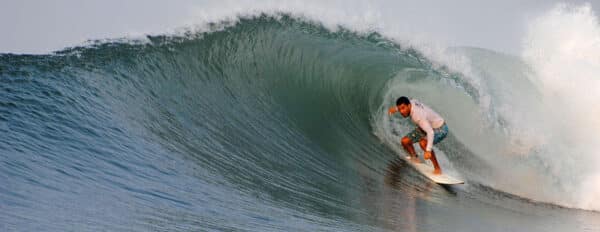 mejores escuelas de surf de lanzarote -