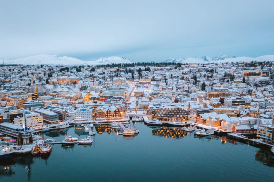 Bosques cubiertos de nieve: Senderismo inolvidable en Noruega 14 Tromsø - que ver en noruega