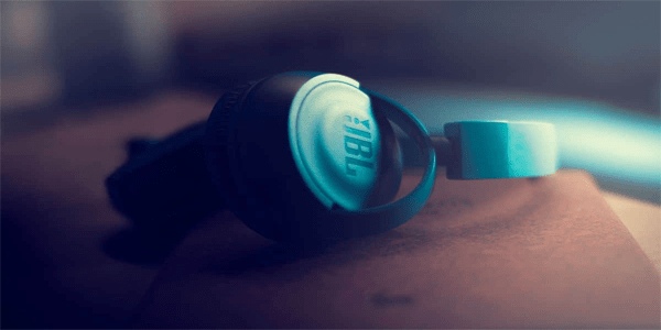 Cómo emparejar los auriculares JBL con un PC, móvil o tablet 75 Cómo emparejar los auriculares JBL con un PC, dispositivo móvil o tableta