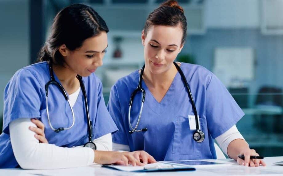 6 Mejores cursos de Técnico en Cuidados Auxiliares de Enfermería de Madrid 9 Mejores cursos de Técnico en Cuidados Auxiliares de Enfermería de Madrid