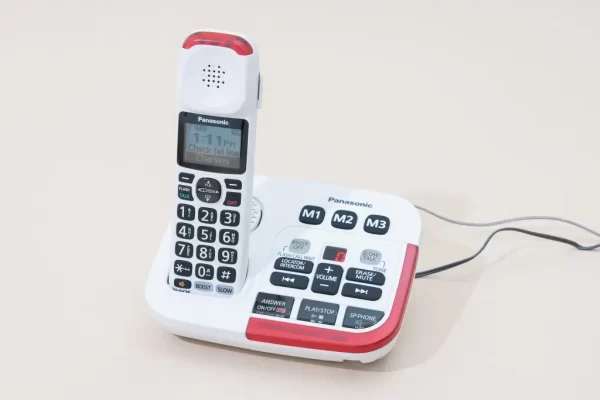 telefono de sobremesa fijo para la oficina con cable
