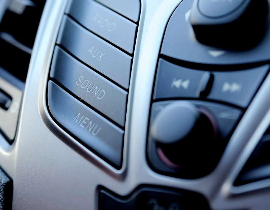 Cómo instalar correctamente un subwoofer 7 Romper un subwoofer de coche