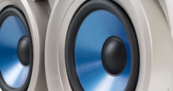 Como arreglar un zumbido en un Subwoofer 126