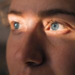 TV vs. Proyector ¿Cuál es mejor para tus ojos? ¿Cuál es mejor para tus ojos?