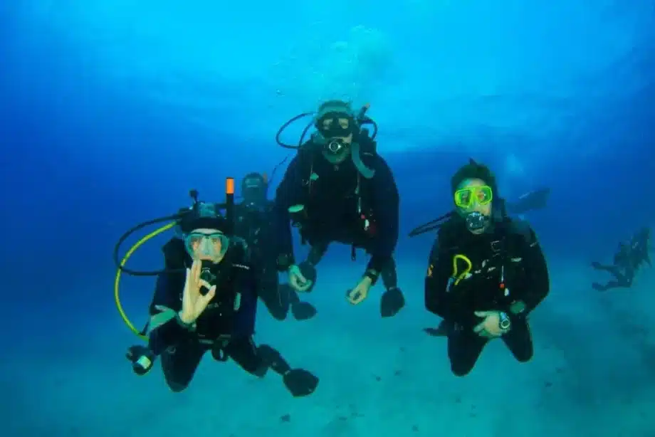 Los mejores centros de buceo de Las Palmas. 14 Puerto Rico Dive Centre las palmas de gran canaria