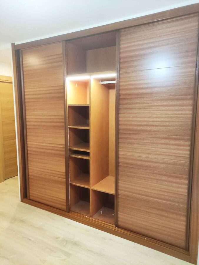 armario a medida CARPINTERÍA EBINCAR