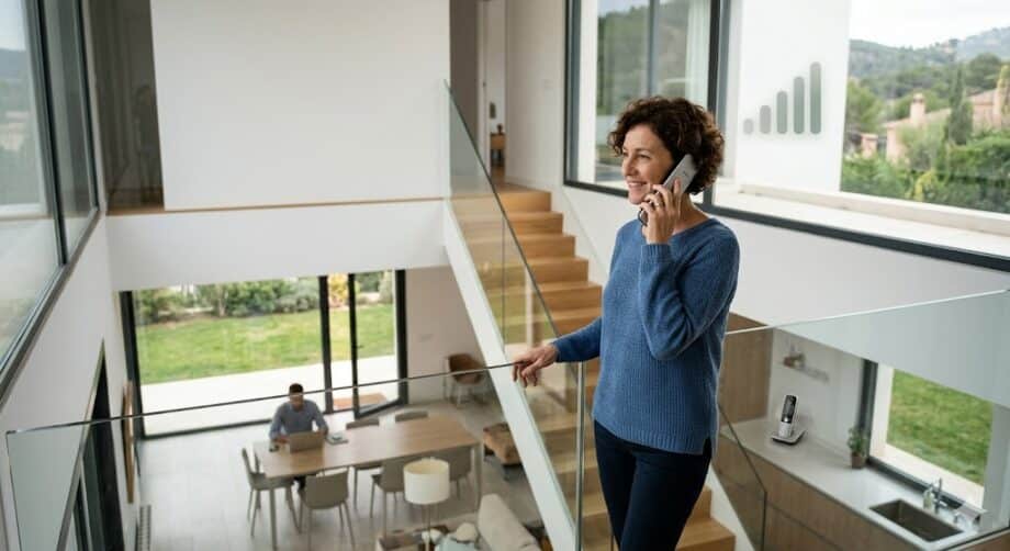 Teléfonos inalámbricos para casas grandes Cómo asegurar la señal en varias plantas