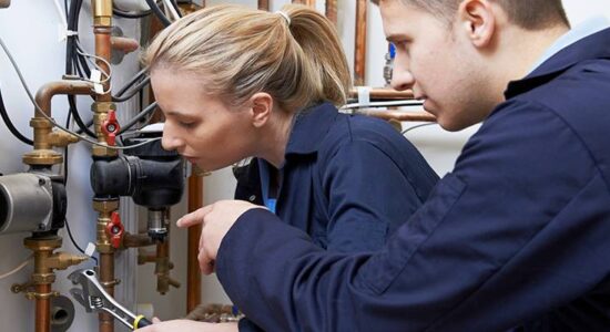 Los mejores cursos para formarse en fontanería